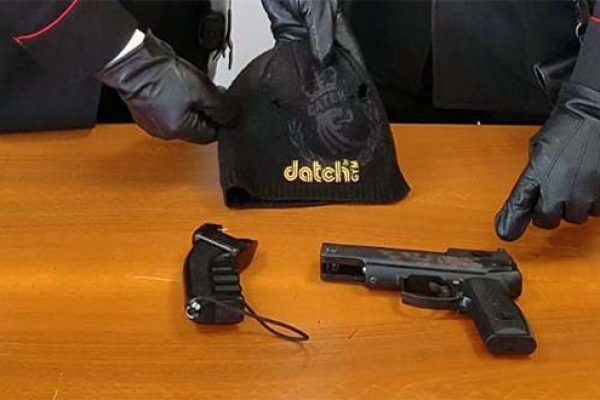 pistola