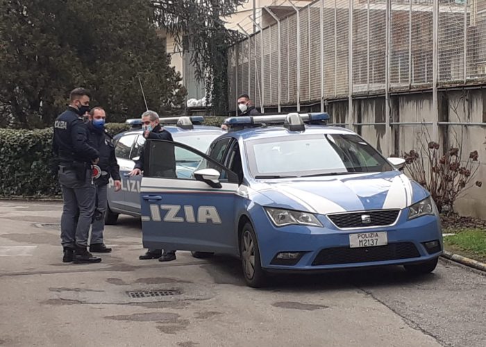 polizia volanti 2