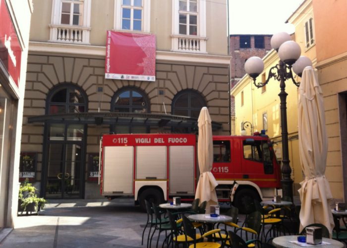Principio di incendio al Teatro AlfieriFumo acre a causa di una sigaretta