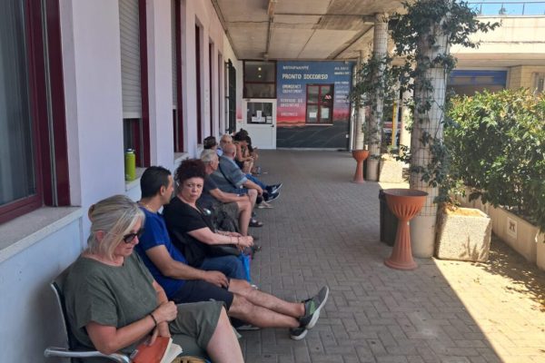 pronto soccorso fuori