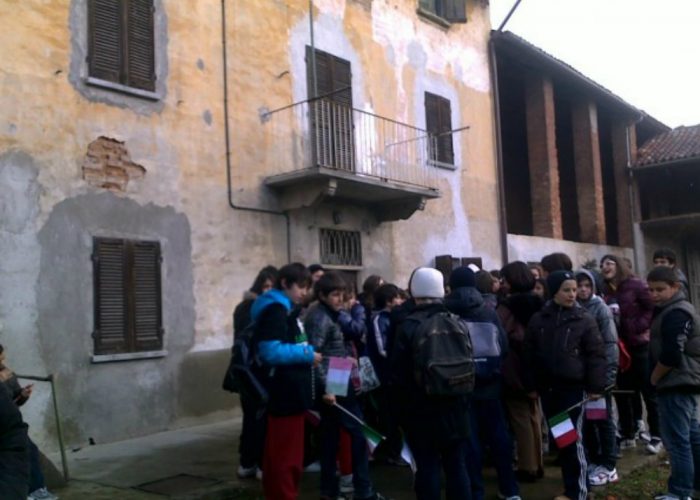 Quattro passi sulla strada della legalitàCon Libera la camminata a Cascina Graziella