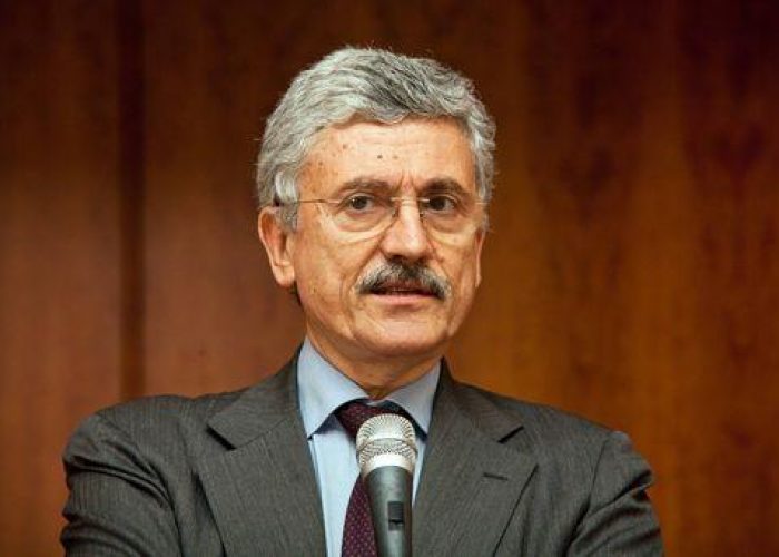 Quirinale/ D'Alema: Ora larga convergenza su Colle, poi Governo
