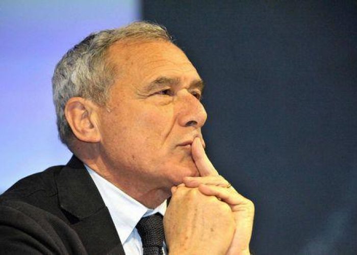 Quirinale/ Grasso: No strappo, a Napolitano l'ha chiesto paese