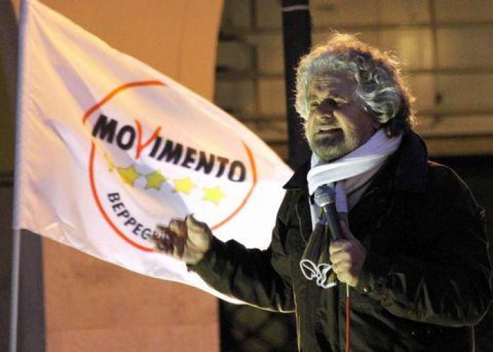 Quirinale/ Grillo: Inciucio a porte chiuse Berlusconi-Bersani