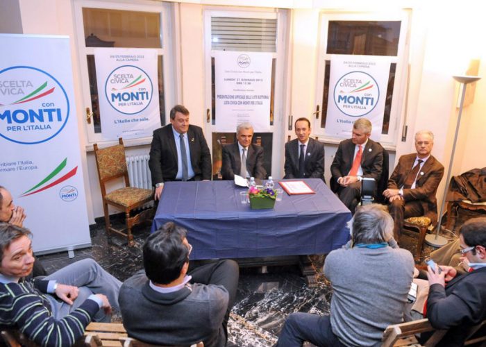 "Basta con questo bipolarismo stanco"Balduzzi ad Asti lancia la lista Monti