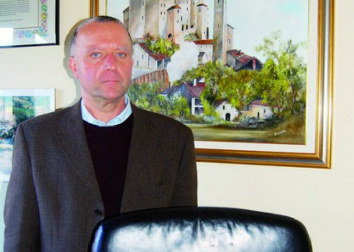 "Lo avevo scritto: castello pericoloso"Il sindaco di Frinco: siamo impotenti