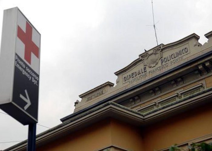 Ragazza uccisa ad Ostia, domani autopsia: si indaga a tutto campo