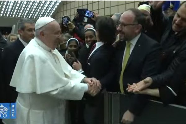 rasero e papa bergoglio