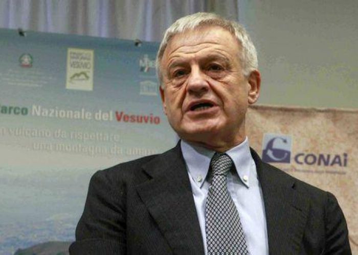 Rifiuti/ Clini: Ricorso Ue giusto, ma stiamo già provvedendo