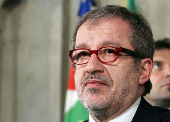 Riforme/ Maroni: Governo a rischio se non parte la Convenzione