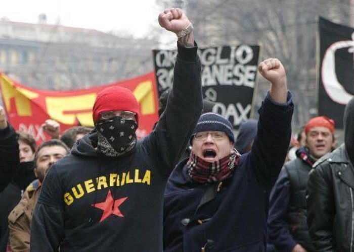 Roma, oggi corteo neofascista: 'Presidio contro adunata nera'