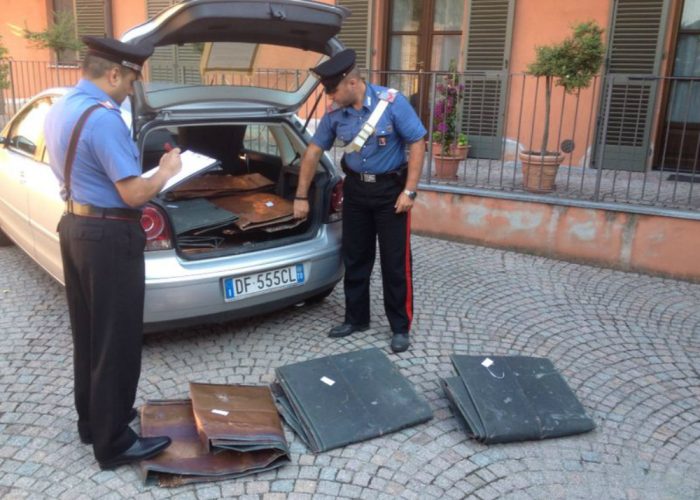 Rubano 150 kg di rame dal cimitero di Montiglio, tre ragazzi in manette