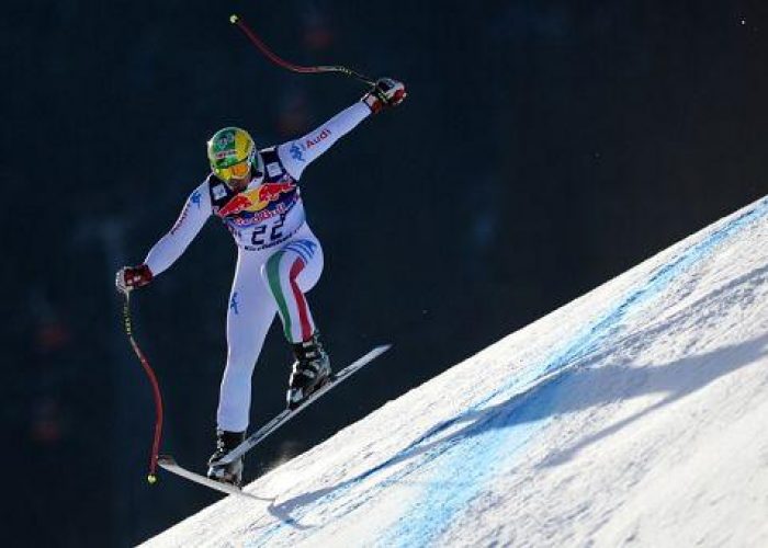 Sci/ l'azzurro Paris trionfa nella libera di Kitzbuehel