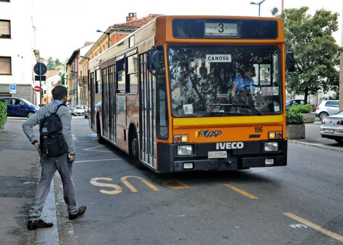 Se l'auto resta in periferiain autobus si sale gratis