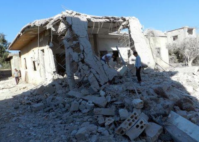 Siria/ Almeno 20 soldati uccisi in duplice attentato a Deraa