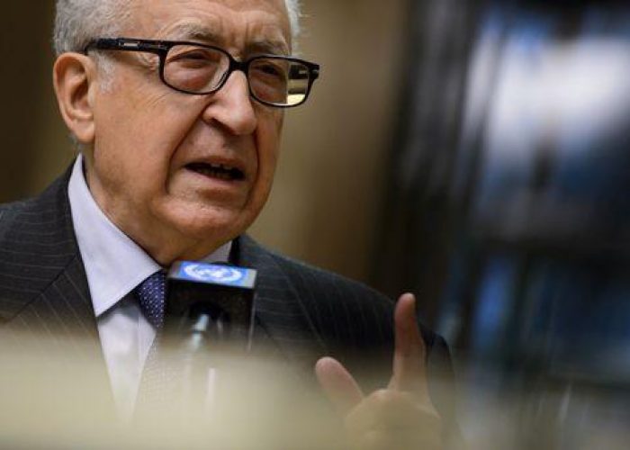 Siria/ Brahimi: Il paese viene "distrutto poco a poco"