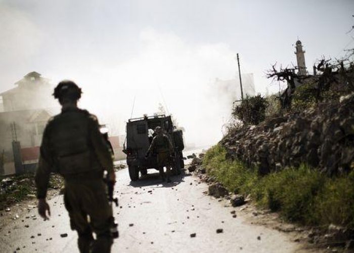 Siria/ Ong: almeno 15 soldati uccisi in raid aerei Israele