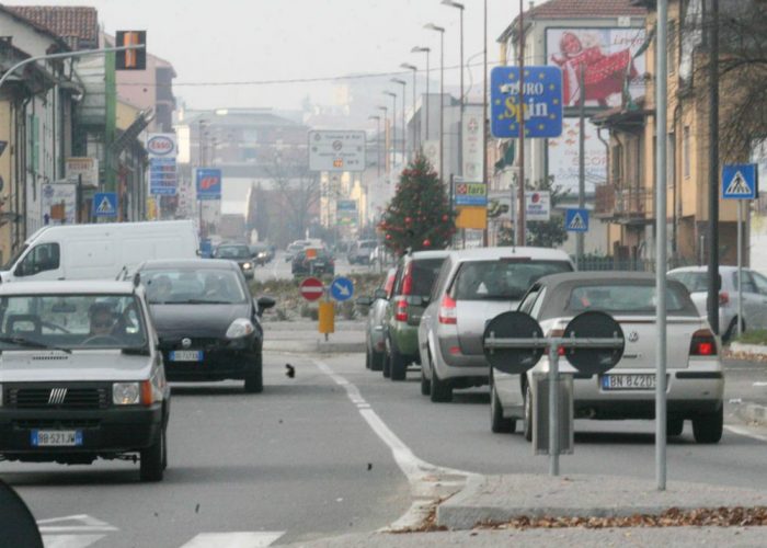 Smog, anche Asti ferma il trafficoBlocco dal 2 al 6 gennaio, bus gratis