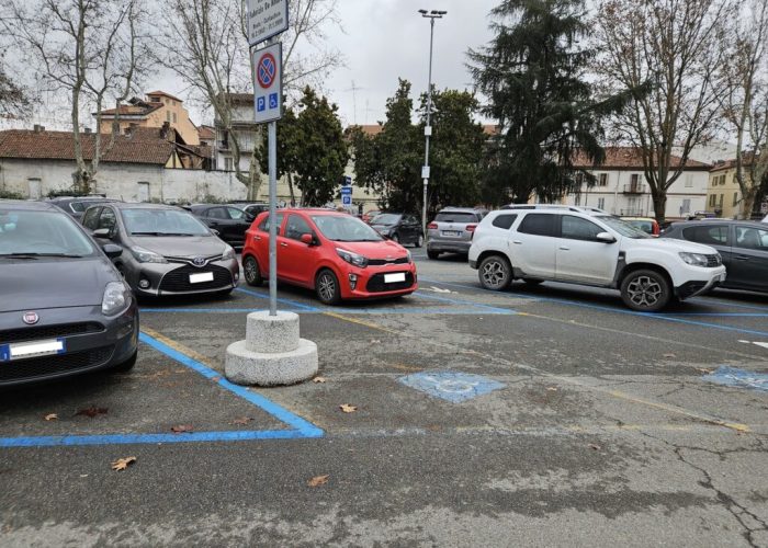 stalli per disabili in piazzale de andré