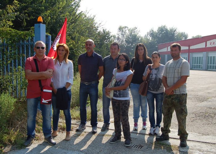 «Stipendi non pagati da maggio»Presidio alla E.S.P. di Villanova