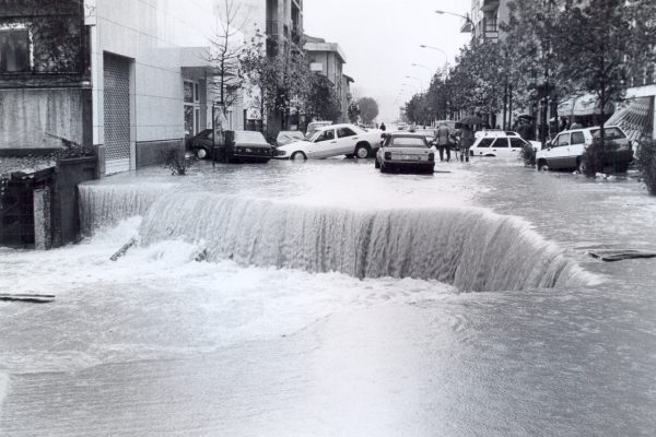 Storica alluvione in corso Savona