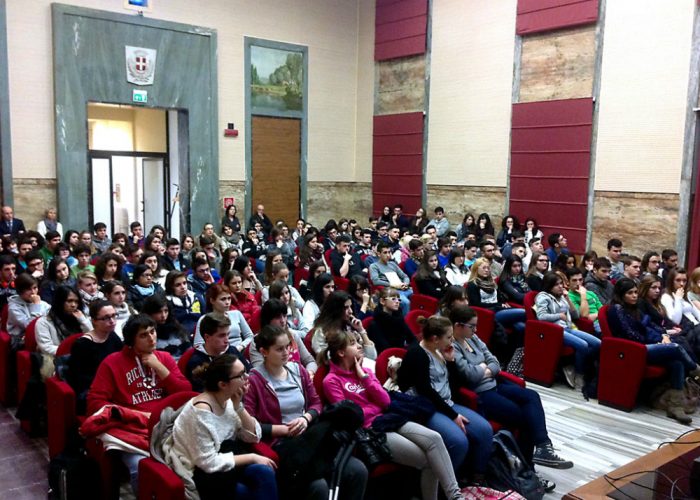 Studenti del "Giobert" in visita alla Camera di Commercio di Asti