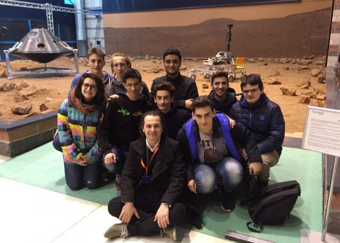 Studenti dellArtom medaglia d'argentoai campionati nazionali di robotica