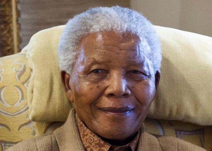 Sudafrica/ Terza notte in ospedale per Mandela, morale "buono"