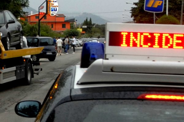 Sulle strade si muore da giovani sia a piedi che in auto!