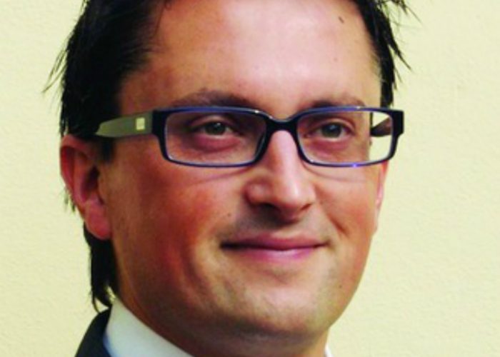 Tempi troppo lunghi per le copie degli attiMassetti esce dal Consiglio a Montegrosso