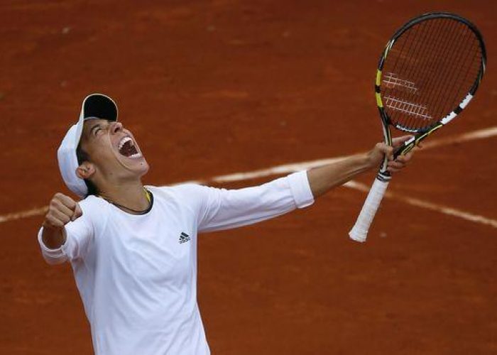 Tennis/ Roland Garros: Schiavone e Errani avanti