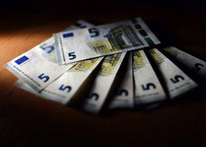 Tesoro/ Colloca 7 mld Bot ad 1 anno, tassi in calo a 0,70%