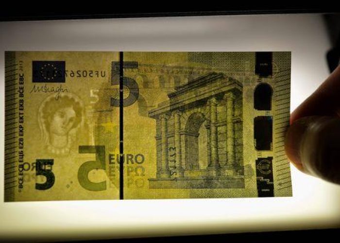 Tesoro/ Colloca tutti i 3 mld di euro a 10 anni, tasso al 4,14%