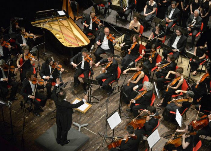 Tutto pronto al Teatro Alfieriper il settimo concerto di Capodanno