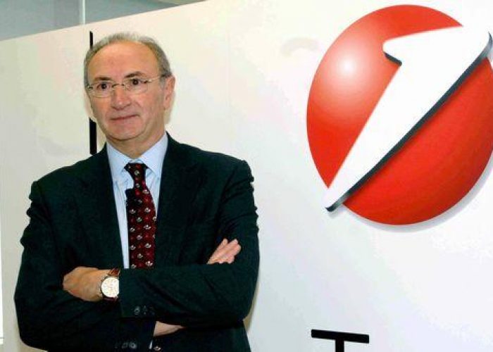 Unicredit/ 3,7 mld Pln da vendita azioni Bank Pekao