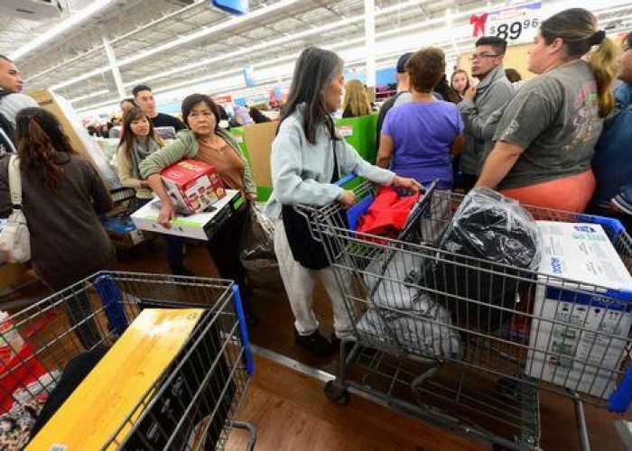 Usa/ fiducia consumatori sale a massimo da novembre 2012