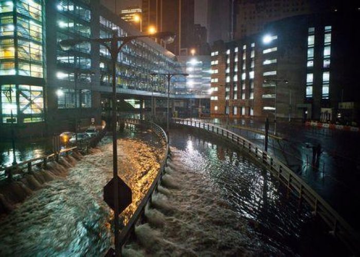 Usa/ Obama decreta stato di catastrofe a New York dopo Sandy