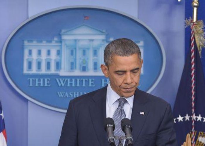 Usa/ Sparatoria scuola, Obama in lacrime: Troppe tragedie così