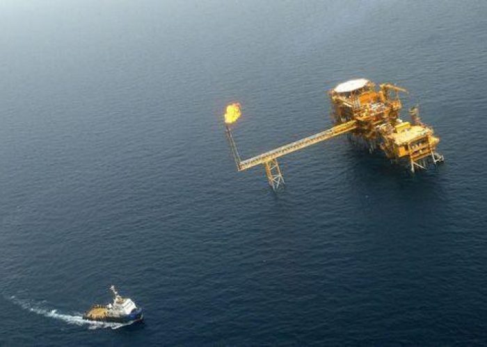 Usa/ Spento incendio su piattaforma petrolifera nel Golfo Messico