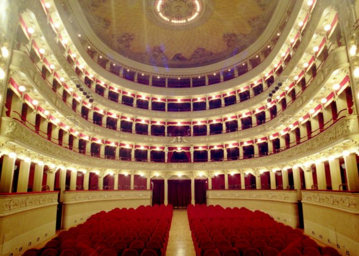 Variazioni di orario per la biglietteriadel Teatro Alfieri
