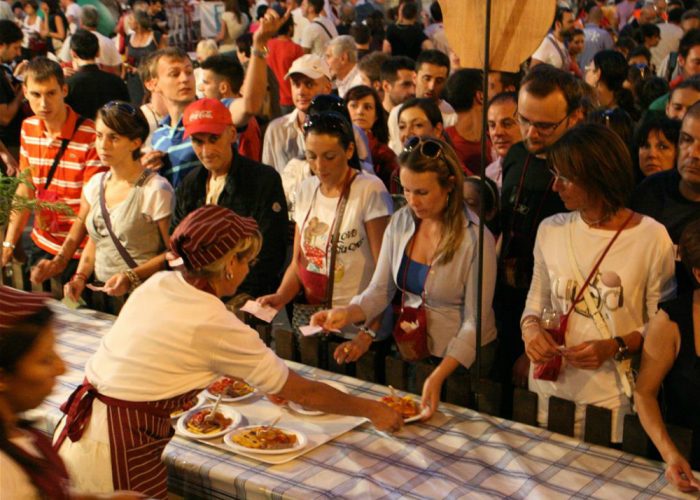 Via al Festival delle SagreL'incognita maltempo sulla festa