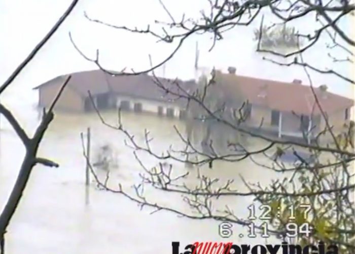 VIDEO - Alluvione 1994,acqua e fango a Castello d'Annone