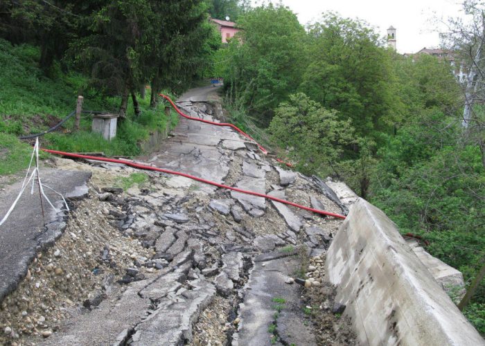 Vinchio, una strada nuovaal posto di quella franata