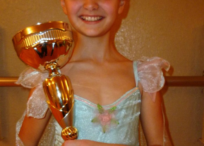 Viola Viarengo, giovane ballerinada primo premio a "Futurando"