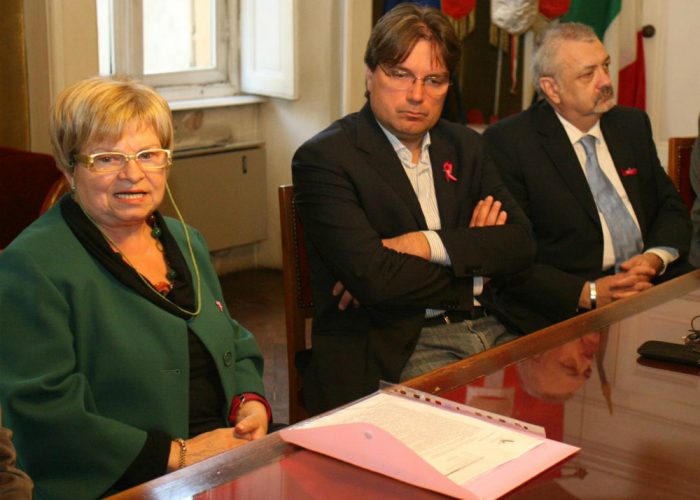Visite gratuite e camminataper prevenire il tumore al seno