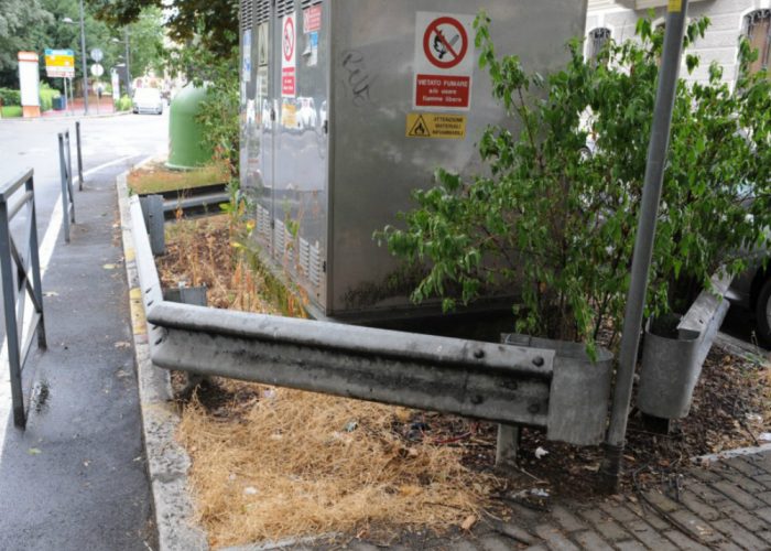 Zona ospedale e viale alla Vittoria,le brutture segnalate dai lettori